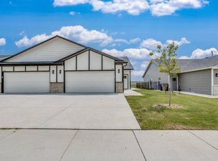 5236 N Cypress Cir, Wichita, KS 67226