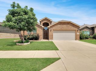 2509 Indian Head Dr, Fort Worth, TX 76177