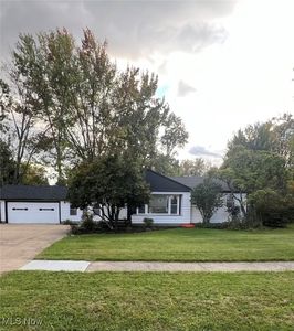 38358 Parkway Blvd, Willoughby, OH, 44094