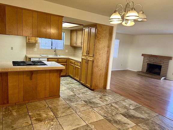 5th image of 1450 Island Ct