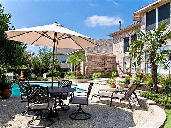 5th image of 1705 Winding Hollow Ln