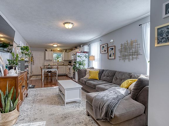 4th image of 955 California St NW