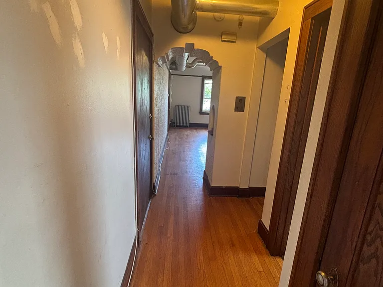 5823 W Appleton Ave #6 — Photo 1