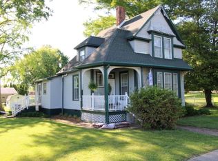 406 S Main St, Owensville, IN 47665