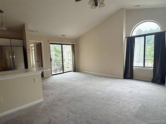 5th image of 42779 Lilley Pointe Dr