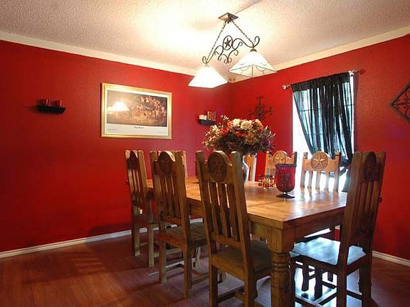 formal dinning area
