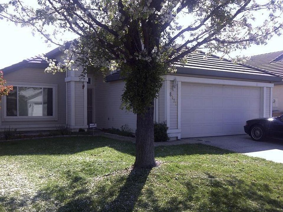2nd image of 8731 Aviary Woods Way