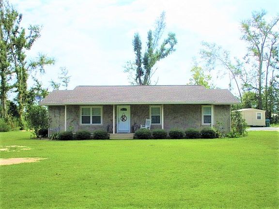 2nd image of 19113 NE Oak Hill Dr