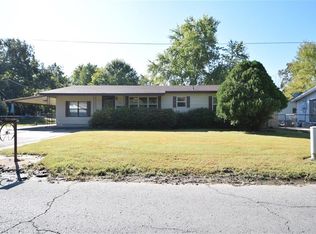 1114 W Chickasaw Ave, Sallisaw, OK 74955