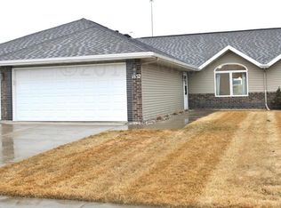 1852 10th St W, West Fargo, ND 58078