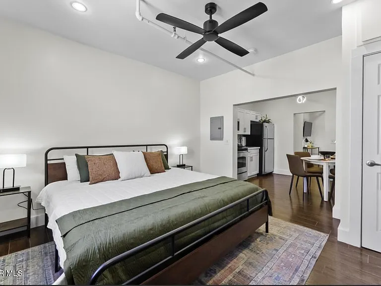 518 W San Antonio Ave #11 — Photo 7