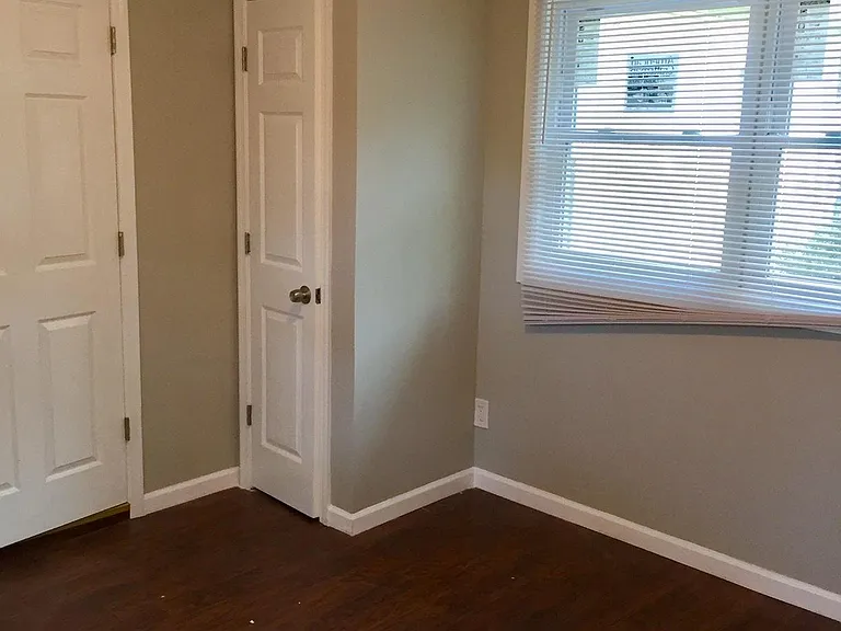 246 Britton Ave — Photo 17