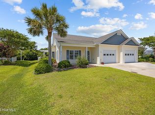 124 Palmetto Place Cir, Beaufort, NC 28516