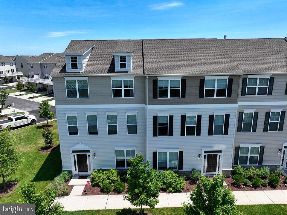 1st image of 226 Liam Thomas Ln #D6