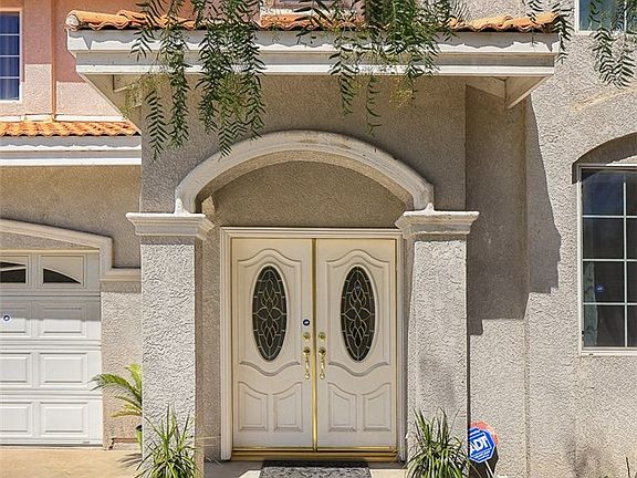 5th image of 4931 Calmview Ave