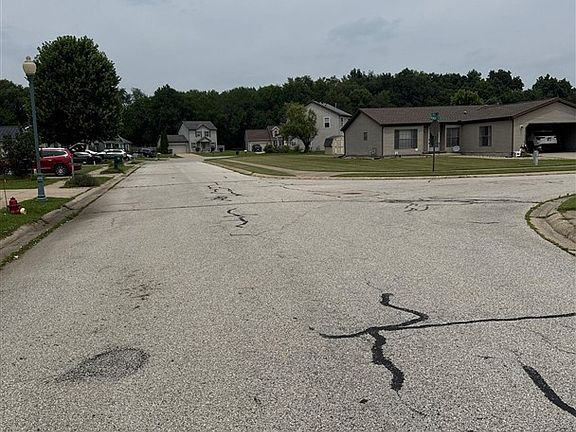 4th image of 807 Turtle Dr