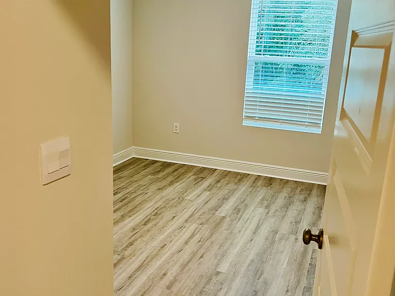 8634 Meadow Flower Ln — Photo 25