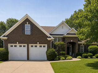 2805 Laurelstone Ln, Bowling Green, KY 42104