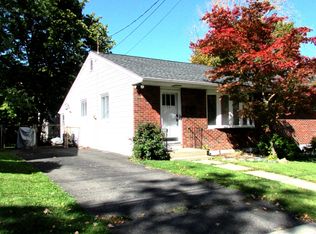 72 Winnie St, Albany, NY 12208