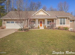4733 Firefly Dr NE, Grand Rapids, MI 49525