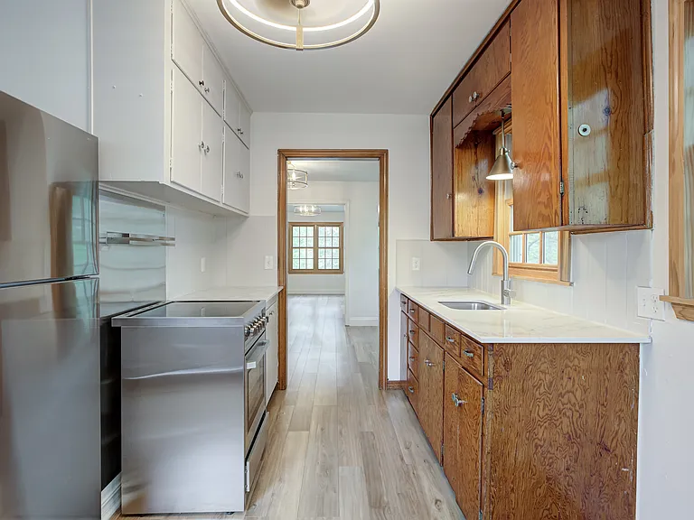760 Jenkins Ave #4 — Photo 5