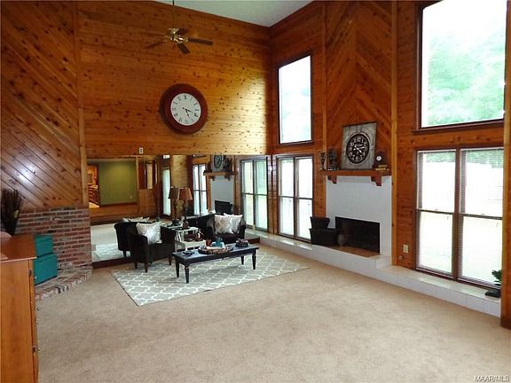 3rd image of 6224 Willow Glen Dr