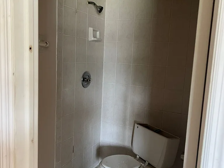 1412 SE 8th Ter — Photo 12