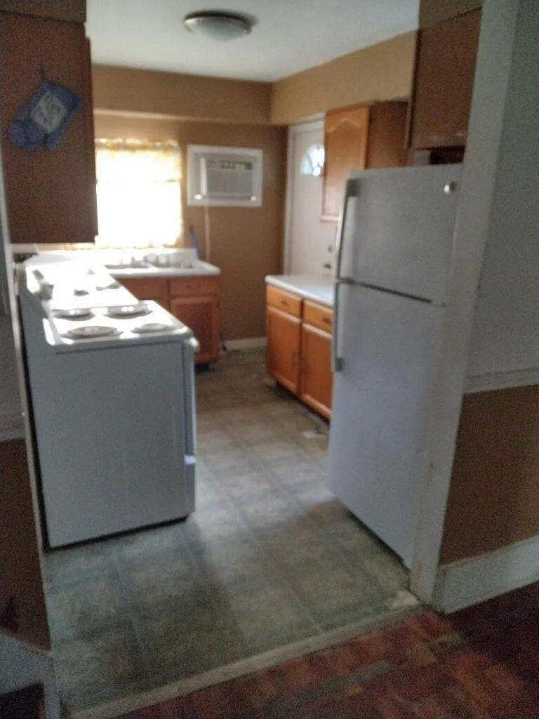 18th Ave, Altoona — Photo 1