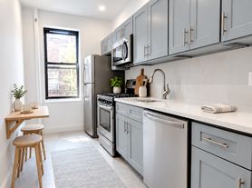 2550 30th Rd, Astoria, NY