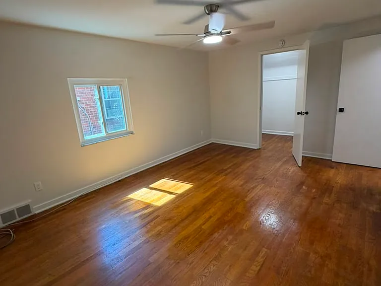 2381 Collins Rd — Photo 11