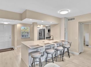 3000 N Palm Aire Dr APT 305, Pompano Beach, FL 33069