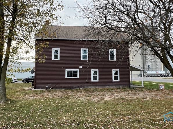 221 W Jackson St, Paulding, OH 45879
