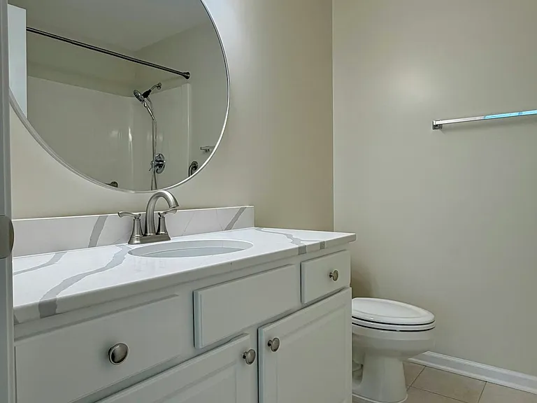 1727 Chestnut Dr — Photo 11