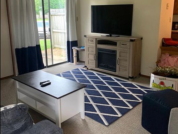 3rd image of 1714 Bluegrass Ct #3