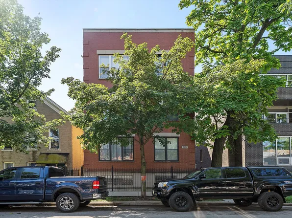 1636 N Rockwell St APT 401, Chicago, IL 60647