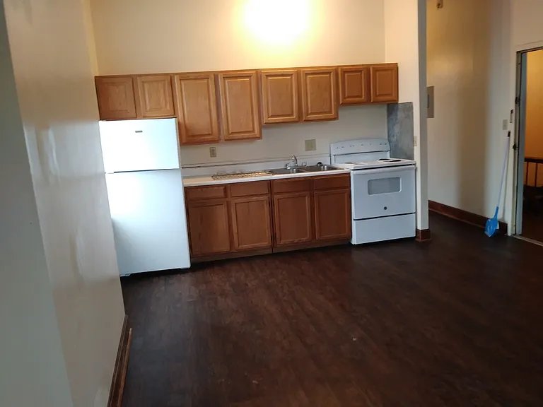 215 Albion Pl #2 — Photo 19