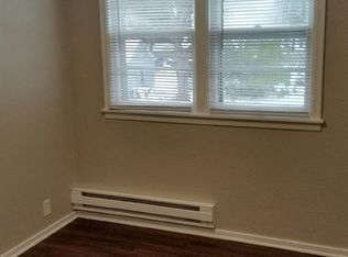 605 13th St SW APT 2, Willmar, MN 56201