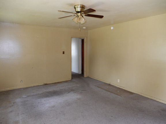 2nd image of 1316 Julia St
