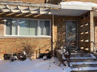 7502 N Ridge Blvd APT F, Chicago, IL 60645