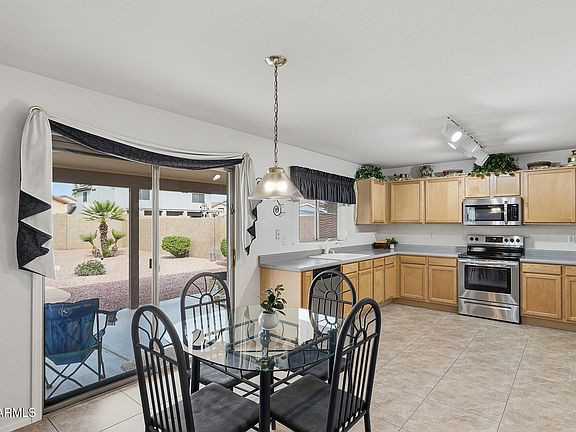4th image of 15906 W COTTONWOOD Street