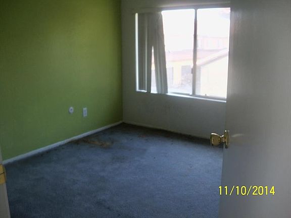 4th image of 16605 Upland Ave