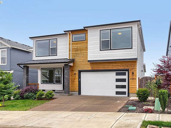 2nd image of 7353 NW Oakfern Dr