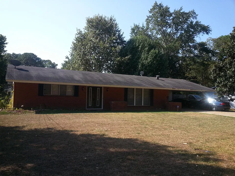 1231 Summer Ln