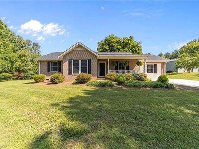 172 Victoria Cir, Madison, NC, 27025