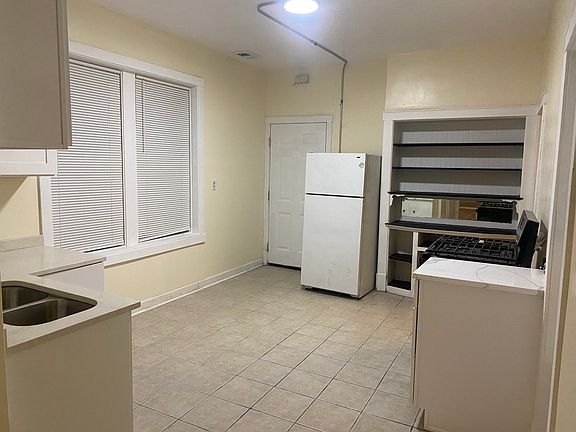 5th image of 5125 W 30th St APT 1F