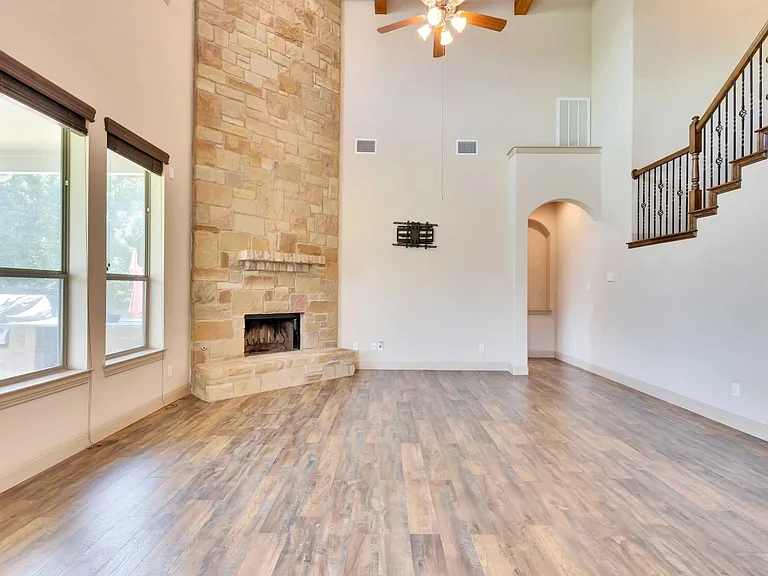 2500 Speidel Dr — Photo 35