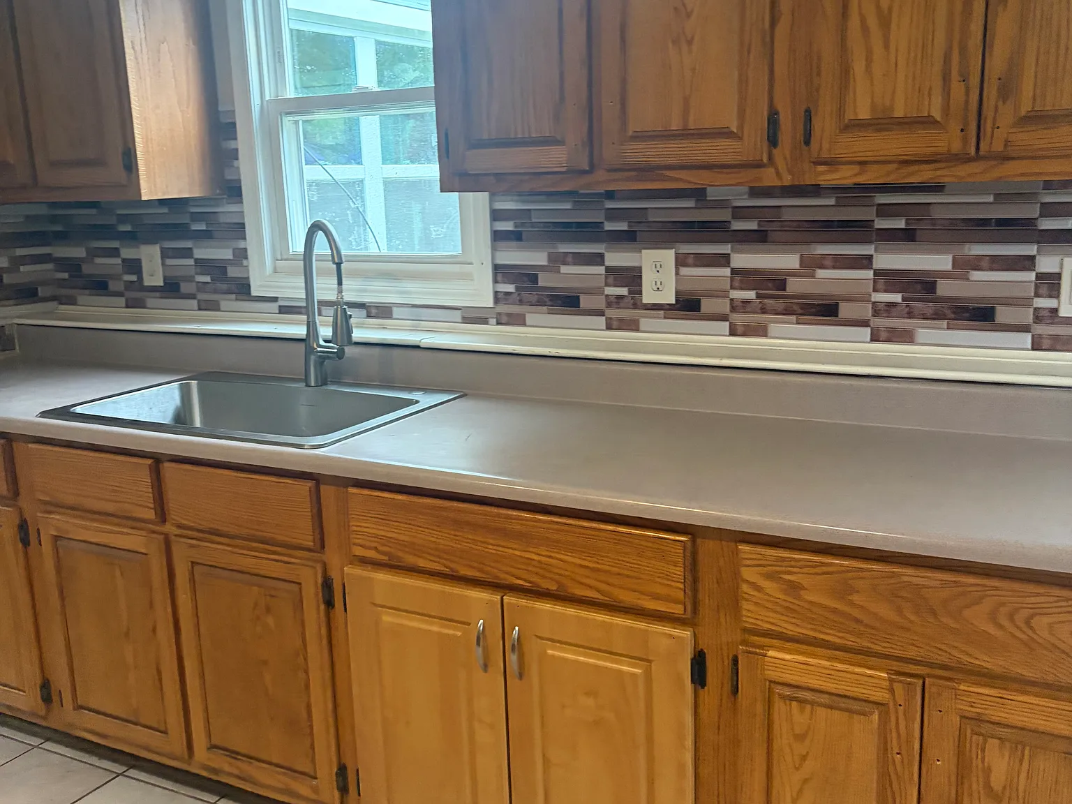 3 bed, 1.5 bath, 1368 sqft, $2,200 — Photo 3