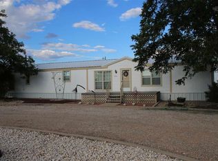 5508 Singletree Rd, Carlsbad, NM 88220