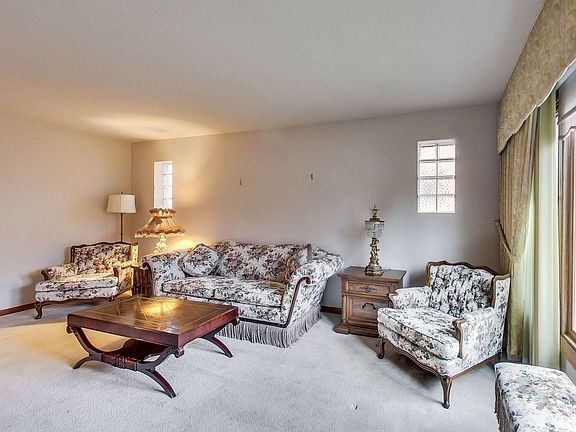 4th image of 8019 N Osceola Ave