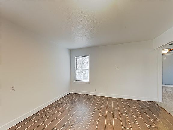 4th image of 4232 Asbury Ave